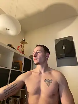 Snapshot of Sportalphaboy chatting on February 12, 9:43 pm Sportalphaboy online show from February 12, 9:43 pm