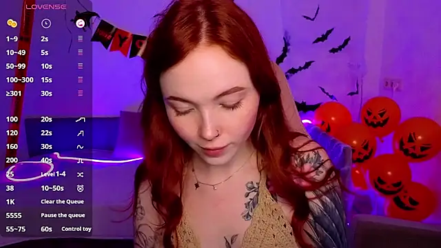 Maya Light online show from November 9, 1:48 am