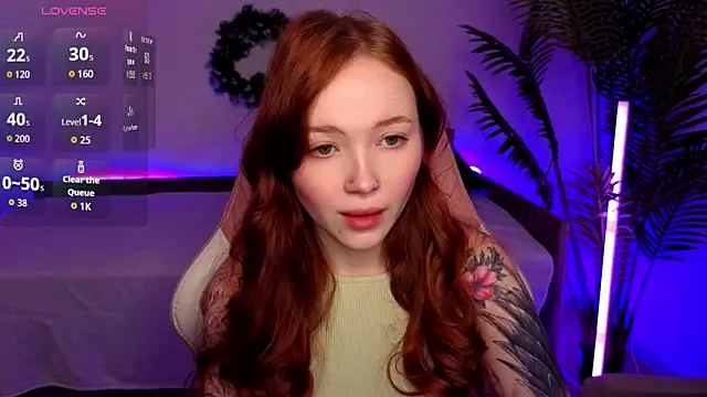 Maya Light online show from January 15, 1:43 am