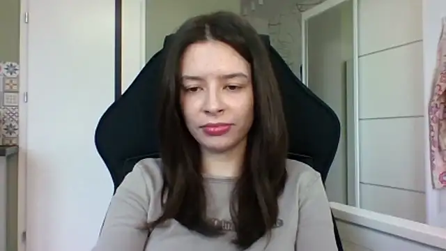 Snapshot of LariceSexy chatting on March 12, 1:06 pm LariceSexy online show from March 12, 1:06 pm