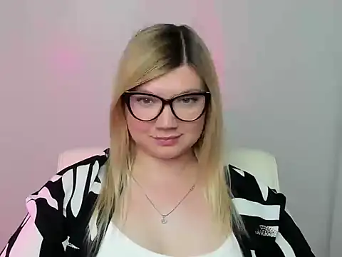 Lola moree online show from September 21, 11:34 am