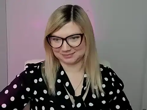 Lola moree online show from October 10, 5:45 pm