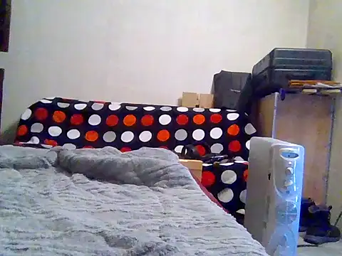 lebaneeseguy online show from January 13, 10:04 pm