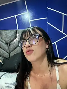 Melody rousse  online show from February 19, 1:51 am