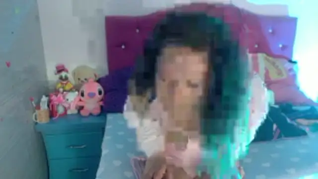 Ariasmithog online show from April 13, 4:18 am