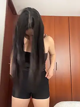 eileensophi online show from February 22, 8:18 pm