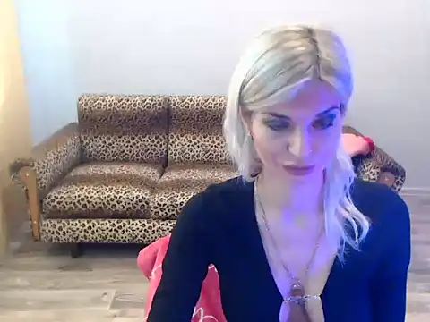 SexyBeatriice online show from November 7, 7:19 am