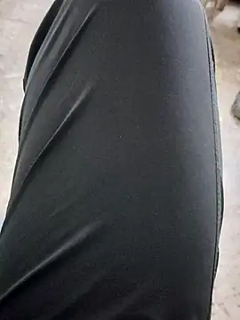 Snapshot of suggest121 chatting on March 21, 1:45 pm suggest121 online show from March 21, 1:45 pm