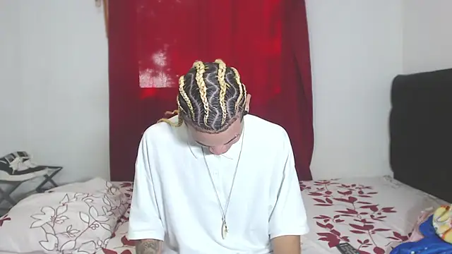 hot man05 online show from February 1, 7:44 pm