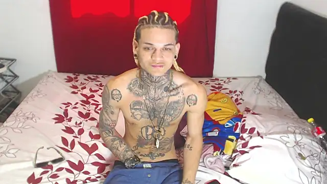 hot man05 online show from February 3, 6:17 pm