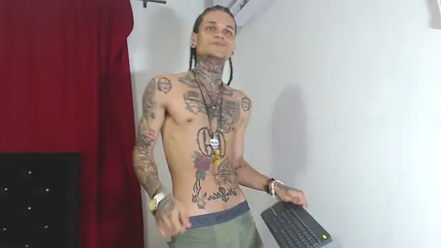 hot man05 online show from February 24, 12:52 am