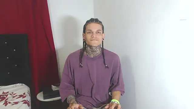 hot man05 online show from March 2, 8:05 am