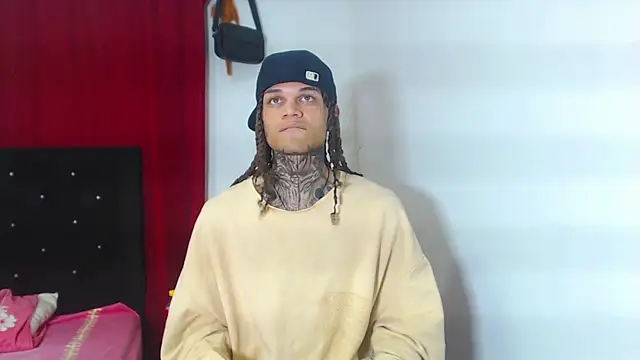 hot man05 online show from March 19, 2:27 am