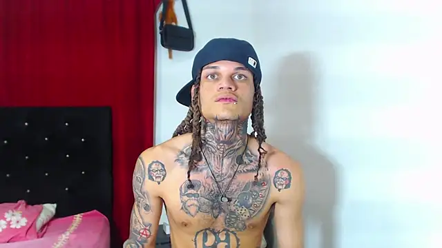 hot man05 online show from March 19, 8:34 am