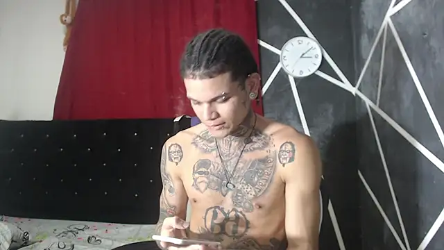 hot man05 online show from October 11, 10:30 pm