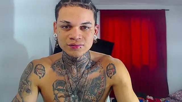 hot man05 online show from October 27, 7:51 pm