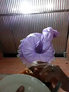 Snapshot of Jean18060 chatting on November 28, 12:13 am Jean18060 online show from November 28, 12:13 am