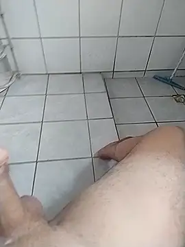 Snapshot of seulobinhoOficial04 chatting on April 14, 12:11 pm seulobinhoOficial04 online show from April 14, 12:11 pm