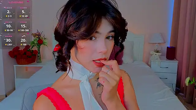 Hotary Yuko online show from June 28, 3:45 am