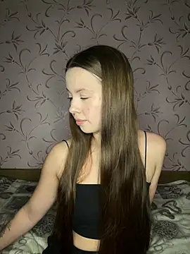 Snapshot of Arielle_Swan chatting on February 11, 3:28 pm Arielle Swan online show from February 11, 3:28 pm