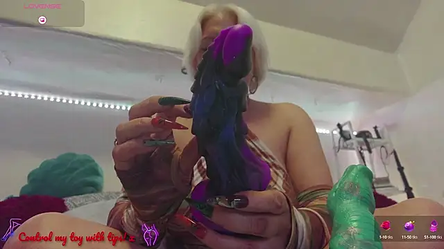 GoddessAlimony online show from February 8, 7:59 pm