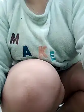 Snapshot of pora-34 chatting on February 20, 5:07 pm pora-34 online show from February 20, 5:07 pm