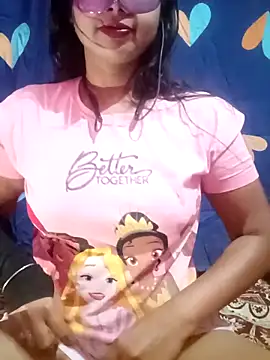 Snapshot of Sweety4u97 chatting on February 15, 6:01 pm Sweety4u97 online show from February 15, 6:01 pm