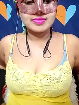 Snapshot of Sweety4u97 chatting on March 7, 4:57 am Sweety4u97 online show from March 7, 4:57 am