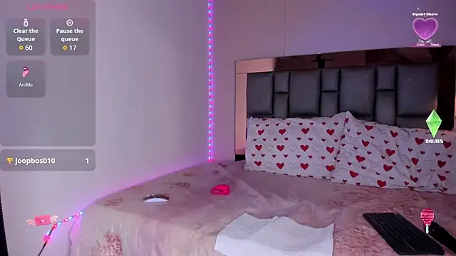 SofiArias online show from March 25, 11:11 pm