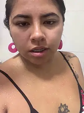 Snapshot of viccky_vick chatting on January 29, 5:02 pm viccky vick online show from January 29, 5:02 pm