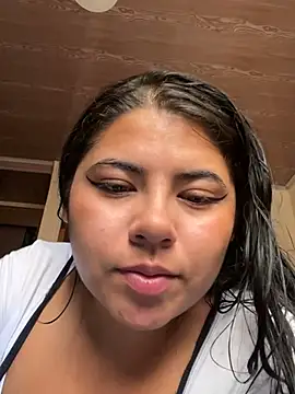 Snapshot of viccky_vick chatting on February 10, 5:09 pm viccky vick online show from February 10, 5:09 pm