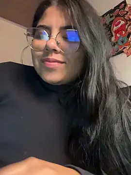 Snapshot of viccky_vick chatting on February 14, 10:14 pm viccky vick online show from February 14, 10:14 pm