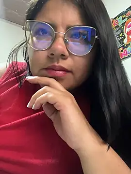 Snapshot of viccky_vick chatting on February 16, 10:43 pm viccky vick online show from February 16, 10:43 pm