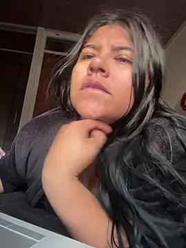 Snapshot of viccky_vick chatting on February 24, 12:26 pm viccky vick online show from February 24, 12:26 pm