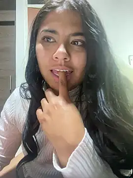 Snapshot of viccky_vick chatting on March 13, 1:54 am viccky vick online show from March 13, 1:54 am