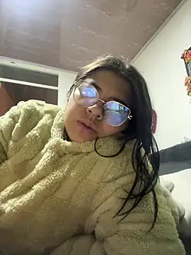 Snapshot of viccky_vick chatting on March 19, 11:25 pm viccky vick online show from March 19, 11:25 pm