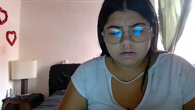 Snapshot of viccky_vick chatting on September 16, 9:49 pm viccky vick online show from September 16, 9:49 pm