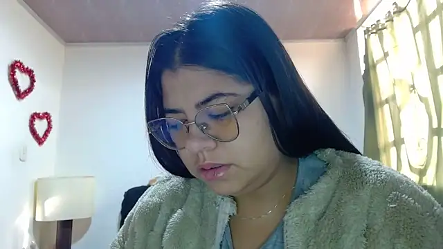 Snapshot of viccky_vick chatting on September 17, 12:40 pm viccky vick online show from September 17, 12:40 pm