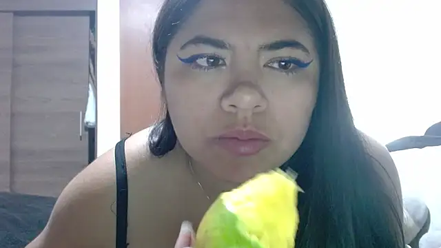 Snapshot of viccky_vick chatting on December 14, 3:12 am viccky vick online show from December 14, 3:12 am