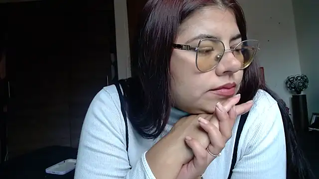 Snapshot of viccky_vick chatting on February 15, 5:31 pm viccky vick online show from February 15, 5:31 pm