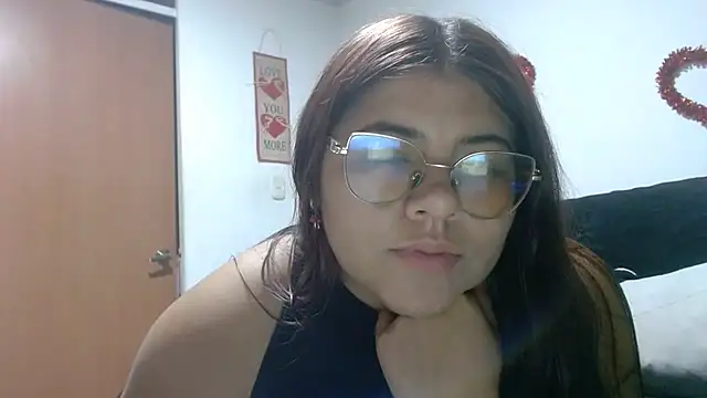 viccky vick online show from March 16, 3:01 am