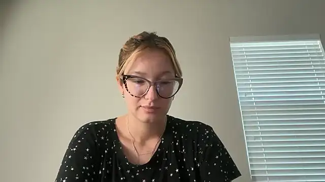 Snapshot of Mermaid-hana chatting on March 22, 10:37 pm Mermaid-hana online show from March 22, 10:37 pm