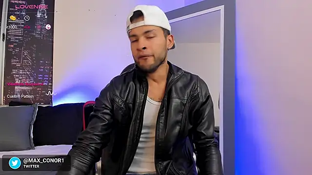 Max Conor1 online show from February 18, 11:33 am