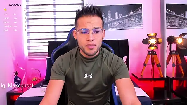 Max Conor1 online show from March 19, 12:23 pm