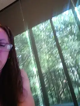 MirandaLatinaLovely online show from June 19, 5:50 pm