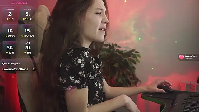 Snapshot of MilaStoyne chatting on October 22, 6:24 am MilaStoyne online show from October 22, 6:24 am