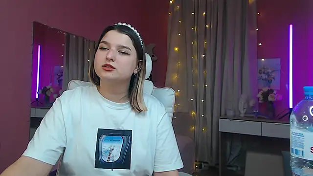 Snapshot of Jenny_Smit chatting on February 21, 6:04 pm Jenny Smit online show from February 21, 6:04 pm