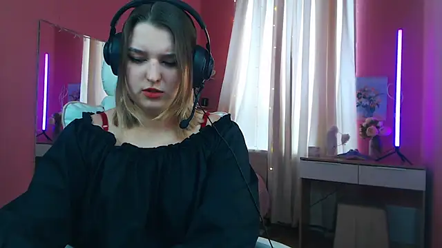 Snapshot of Jenny_Smit chatting on March 4, 8:35 am Jenny Smit online show from March 4, 8:35 am