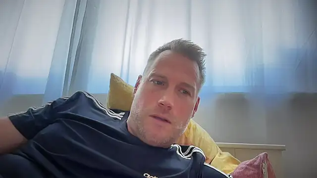 Christian87xxx online show from September 27, 12:21 pm