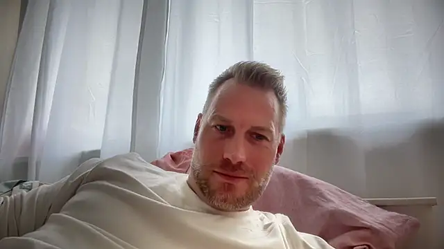 Christian87xxx online show from October 1, 1:39 pm